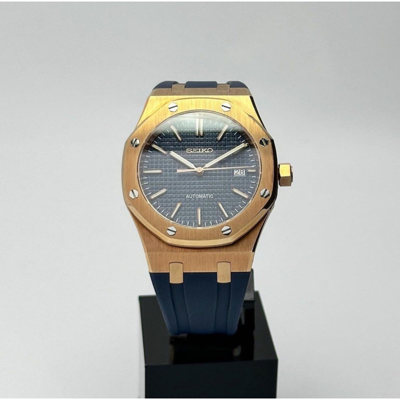 Custom Seiko Mod • Blue Rose Gold AP on rubber strap • 41mm